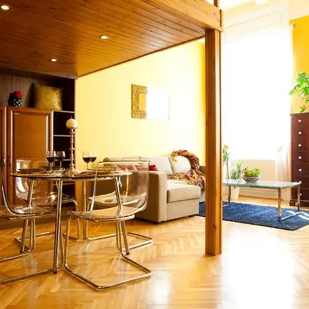 Bouillon Apartment